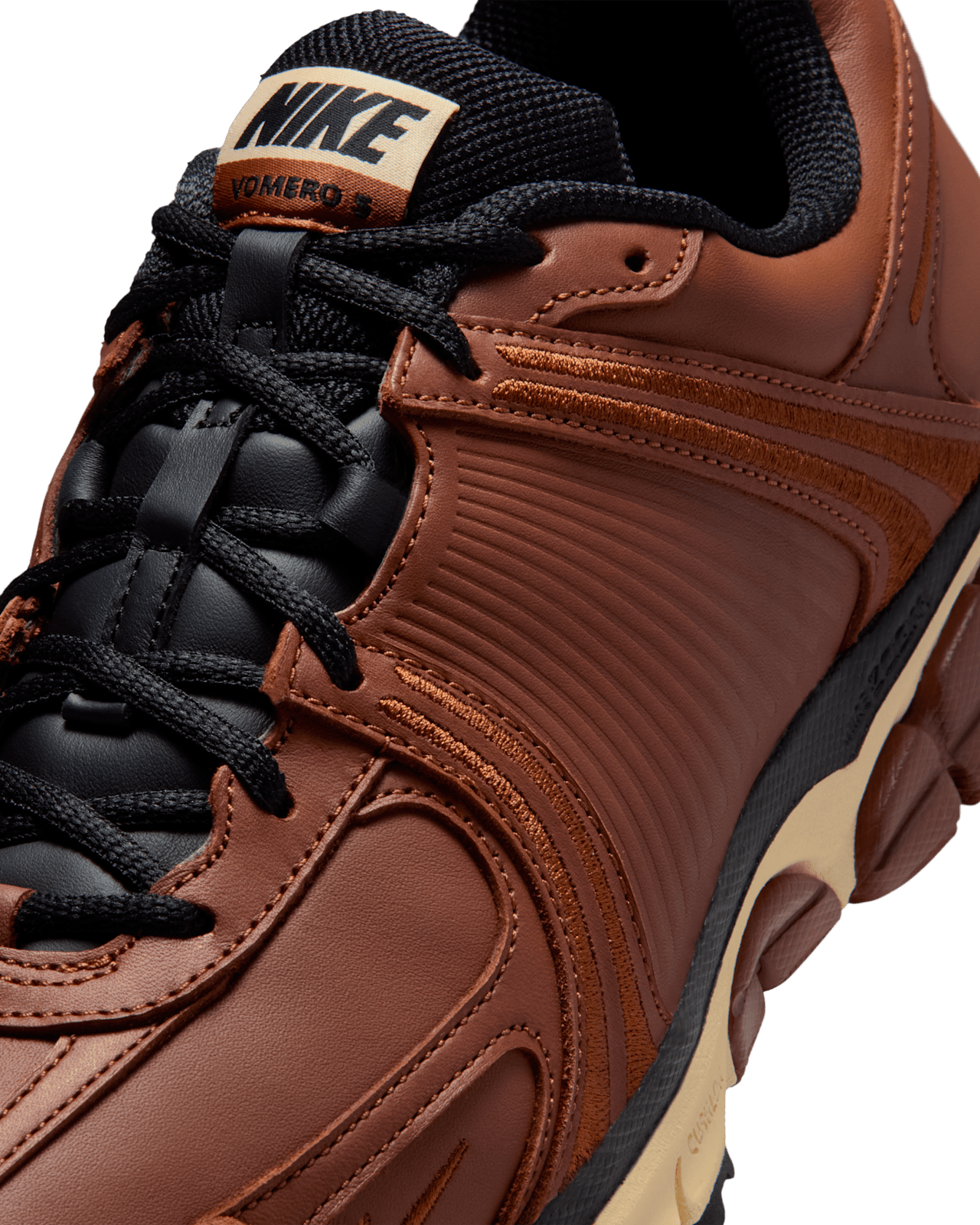 NIKE公式】ズーム ボメロ 5 'Pony' (IO4555-200) . Nike SNKRS